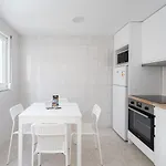 Konukevi Guestready - The Perfect Urban Nest Bandeira