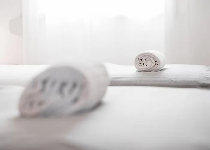 Guestready - The Perfect Urban Nest Bandeira