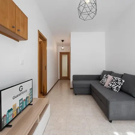 Πανσιόν Guestready - The Perfect Urban Nest Bandeira
